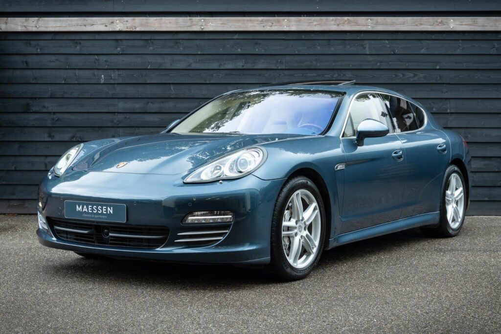 Porsche Panamera (970) 4.8 4S