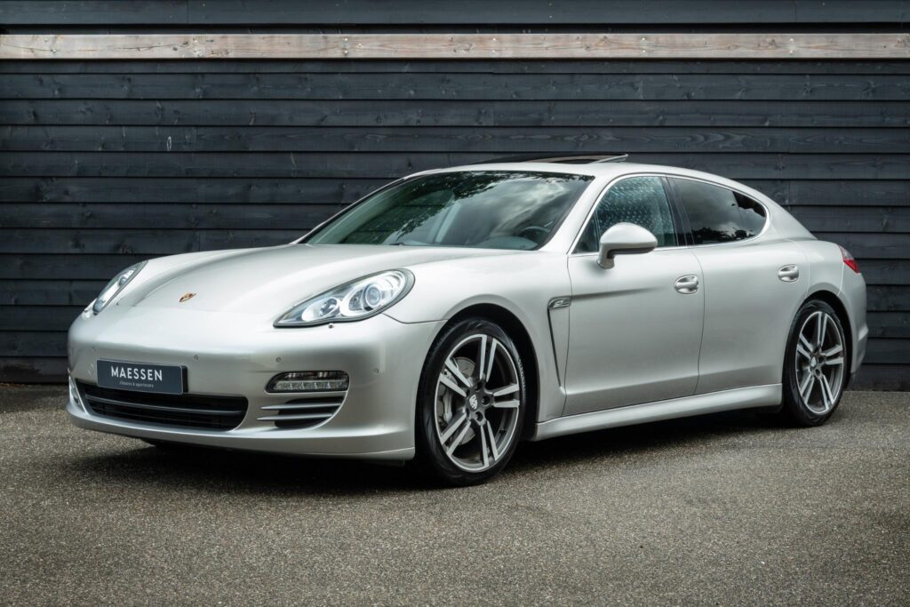 Porsche Panamera (970) 4.8 4S