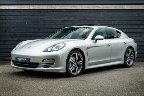 Porsche Panamera (970) 4.8 4S