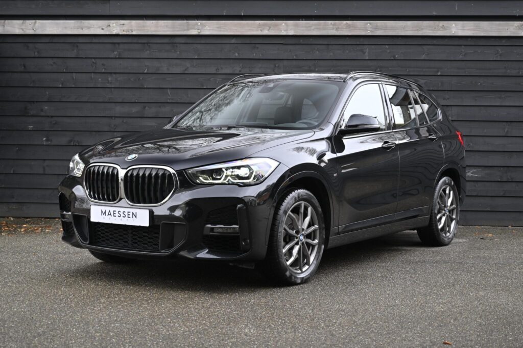 BMW X1 (U11) sDrive20i Executive Edition BMW X1 (U11) sDrive20i Executive Edition