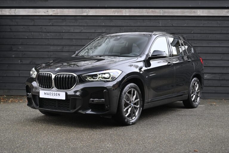 BMW X1 (U11) sDrive20i Executive Edition BMW X1 (U11) sDrive20i Executive Edition