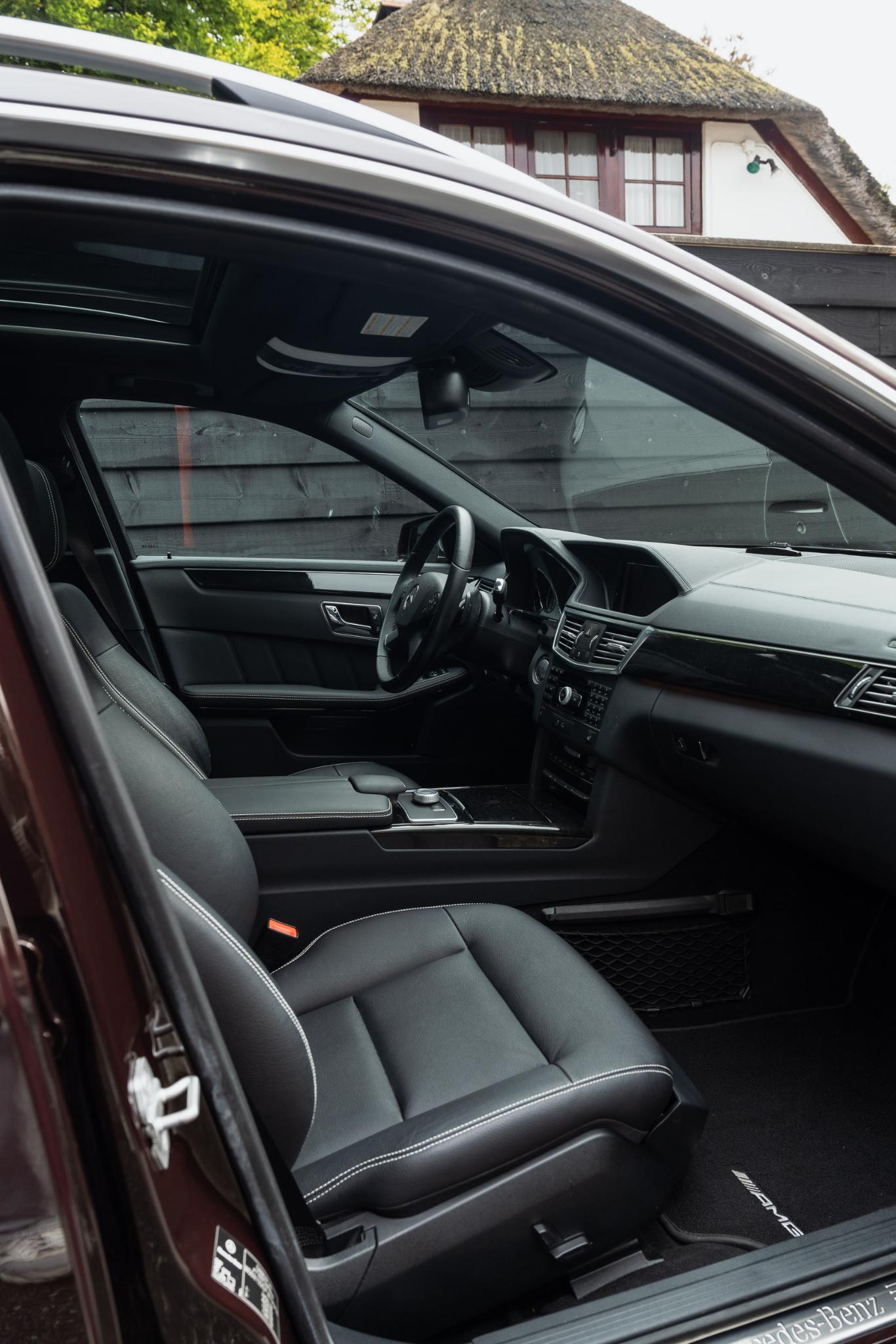 Mercedes Benz E klasse Estate S212 350 CGI 2010 Cuprite Brown mercedes-benz-e-klasse-estate-s212-350-cgi-2010-cuprite-brown